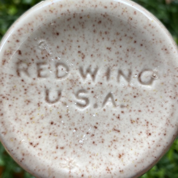 Vintage Red Wing Bob White Pattern 7.5" Cream Pitcher - Picture 3 of 6